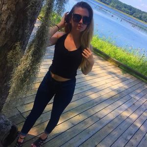 Meet your Posher, Summer